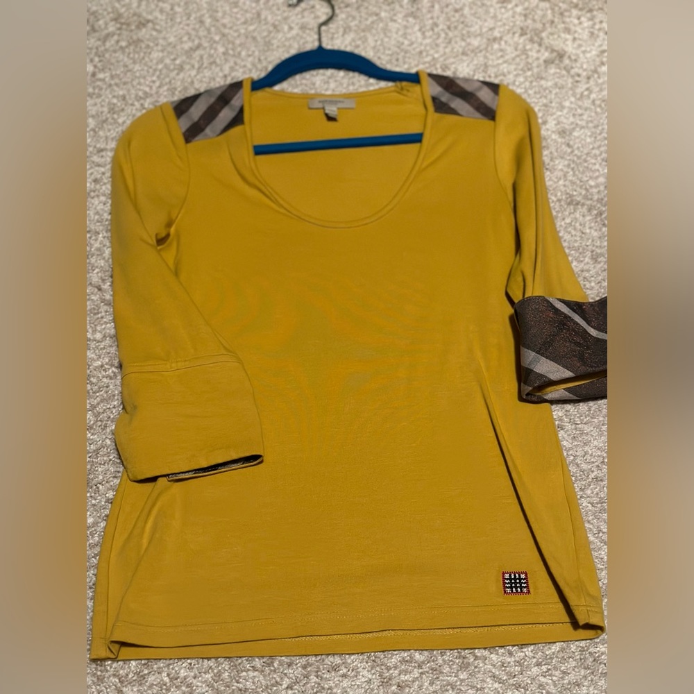 Burberry top
